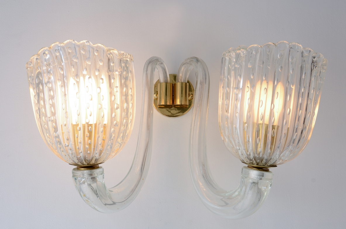 Barovier & Toso  Coppia di importanti applique a due bracci in vetro soffiato. Manifattura Murano, Venezia anni 40ca.