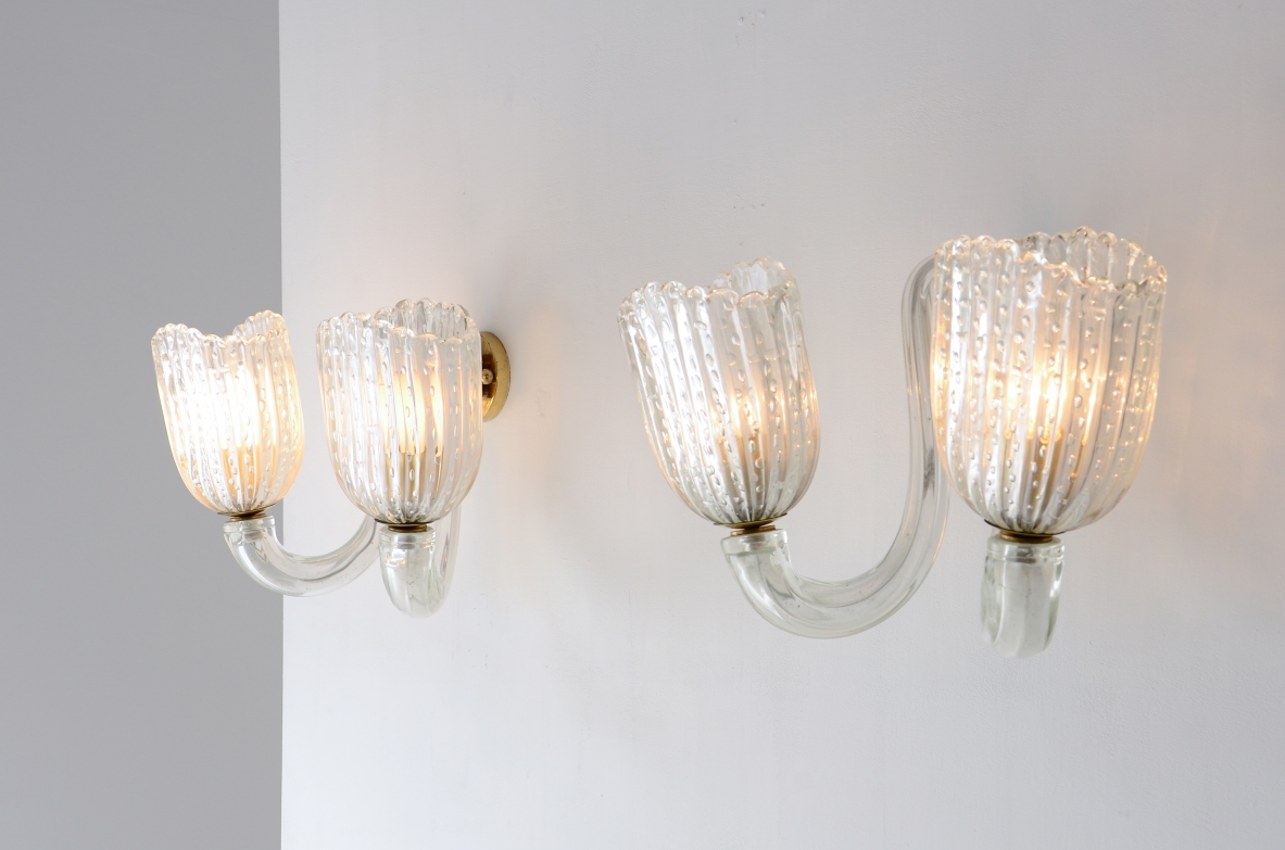 Barovier & Toso  Coppia di importanti applique a due bracci in vetro soffiato. Manifattura Murano, Venezia anni 40ca.
