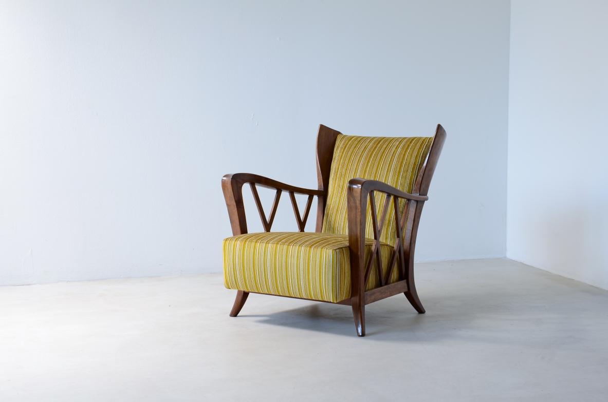 Maurizio Tempestini (1908-1960)  Elegante poltrona in rovere con disegno mosso  1940 ca.