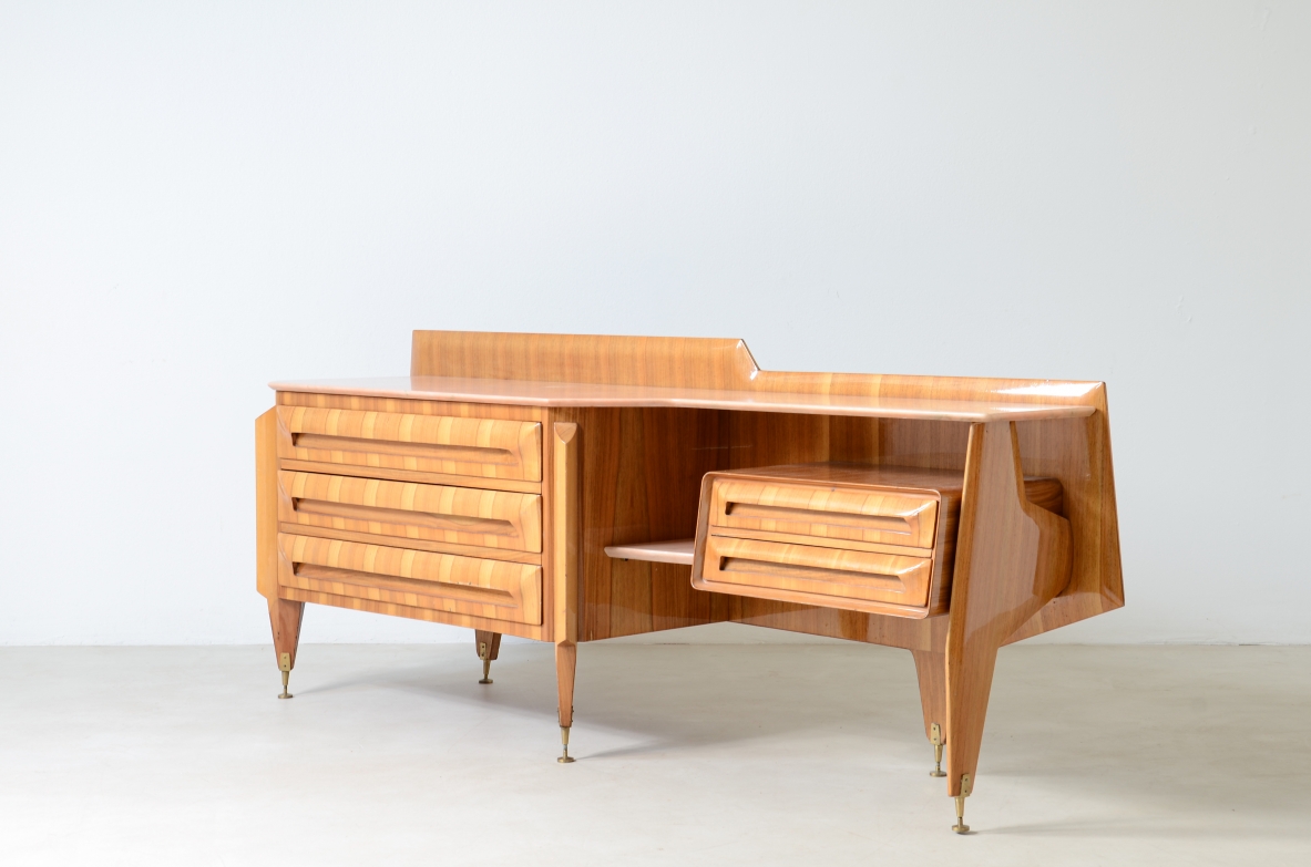Beautiful walnut chest of drawers with Portuguese light pink marble