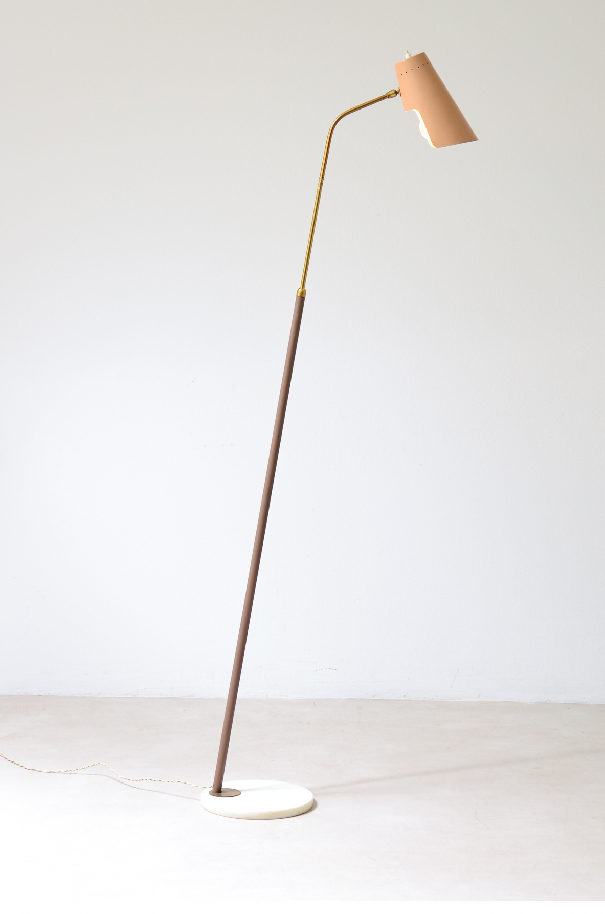 Stilnovo reading lamp with shaped metal shade
