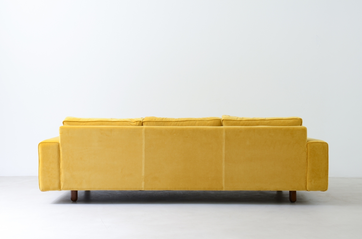 Living room composed of a three-seater sofa, a two-seater. Bovero manufacturing, Torino 1970