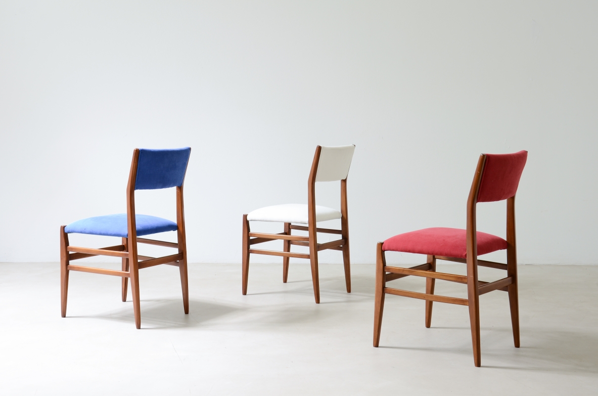 Gio Ponti  12 sedie modello leggera. Manifattura 1954
