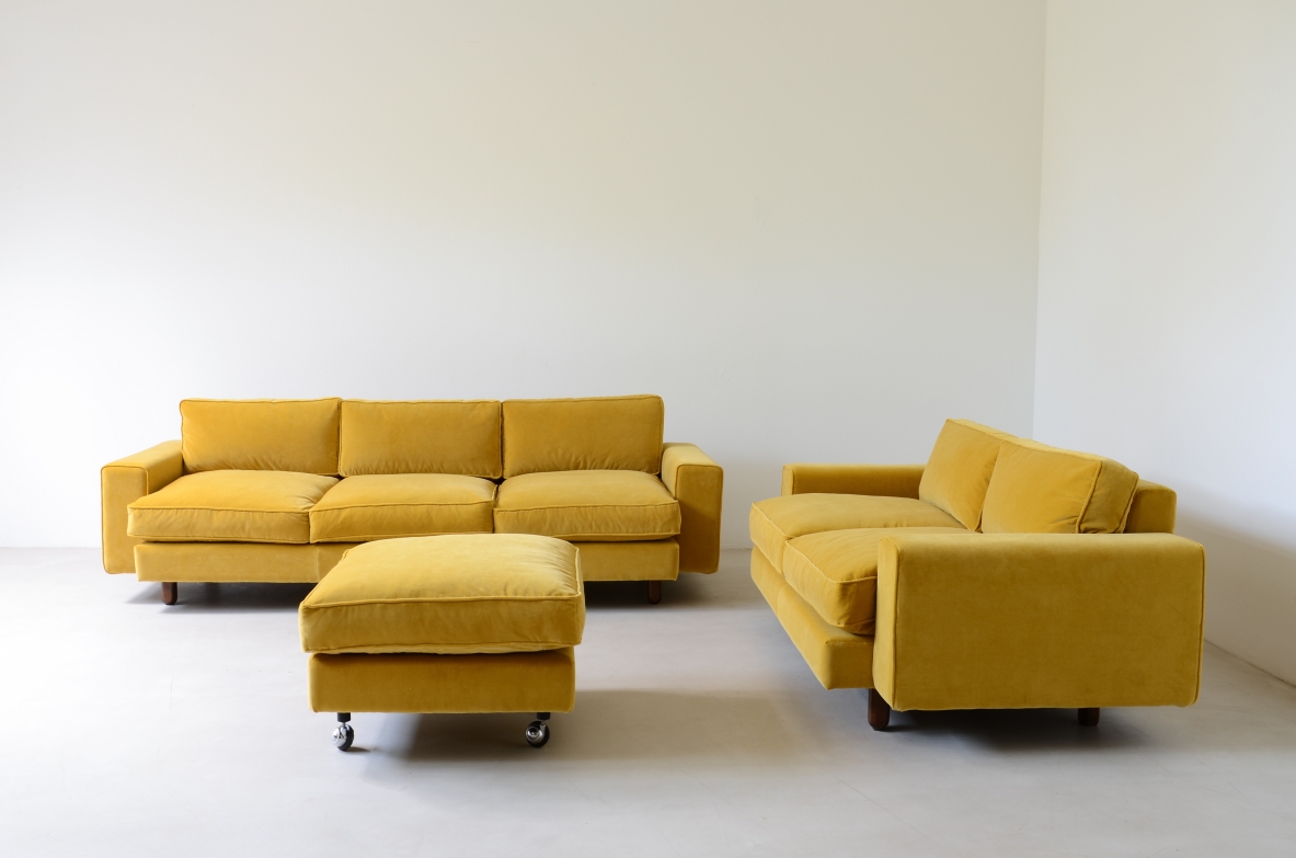 Living room composed of a three-seater sofa, a two-seater. Bovero manufacturing, Torino 1970