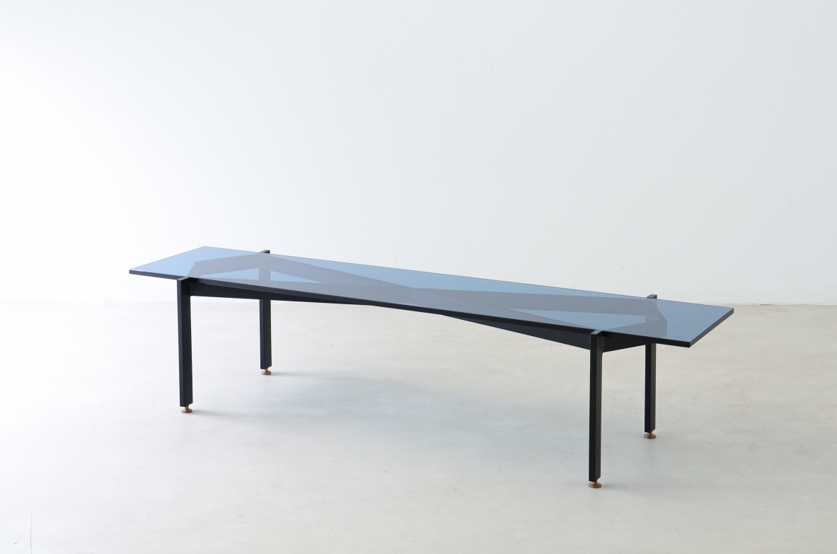 Fontana Arte Milano  Elegate tavolo basso con piano in cristallo blu 1960