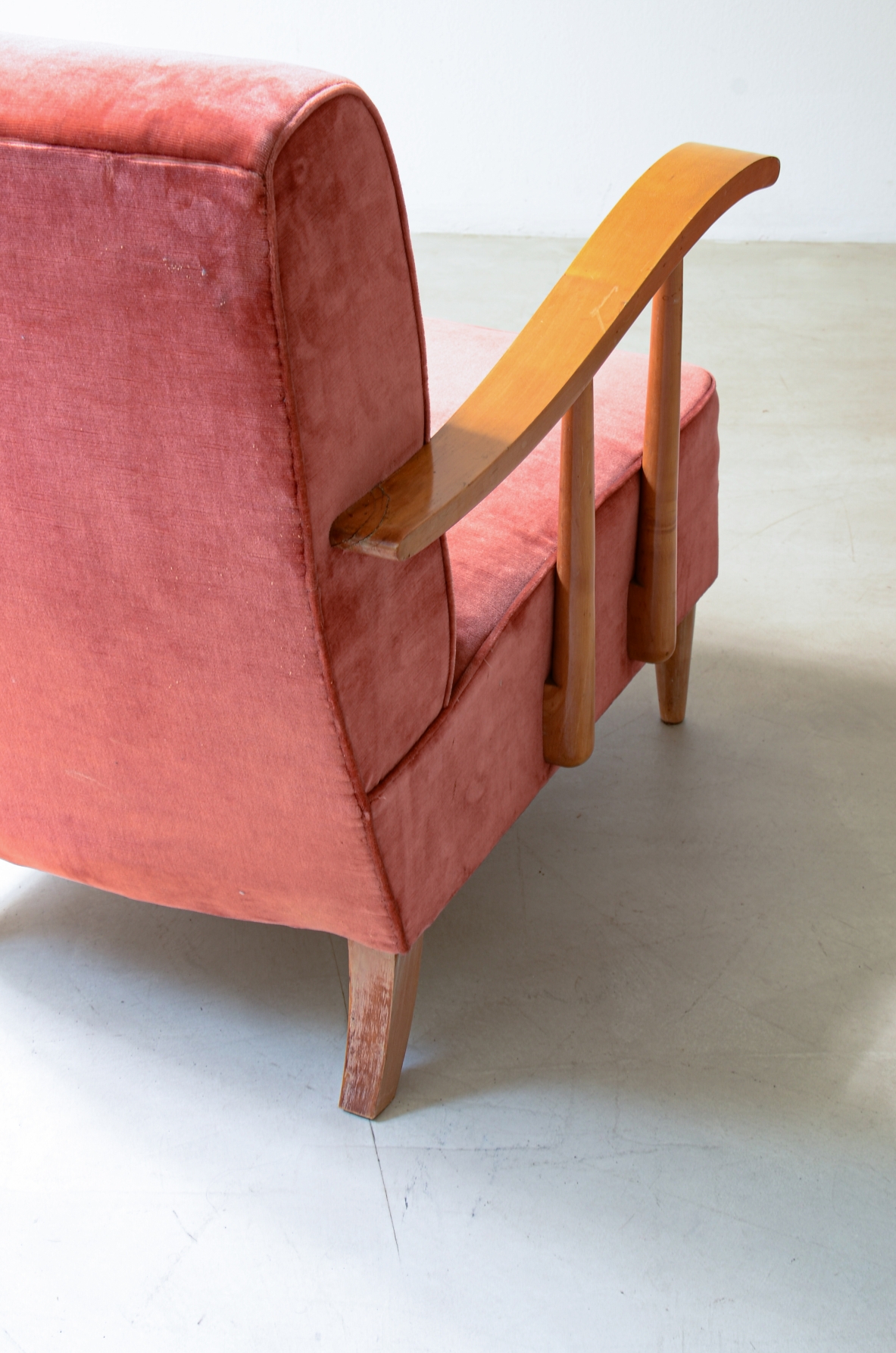 Pair of armchairs in blond wood and padded fabric.  Italian manufacture, ca. 1940.