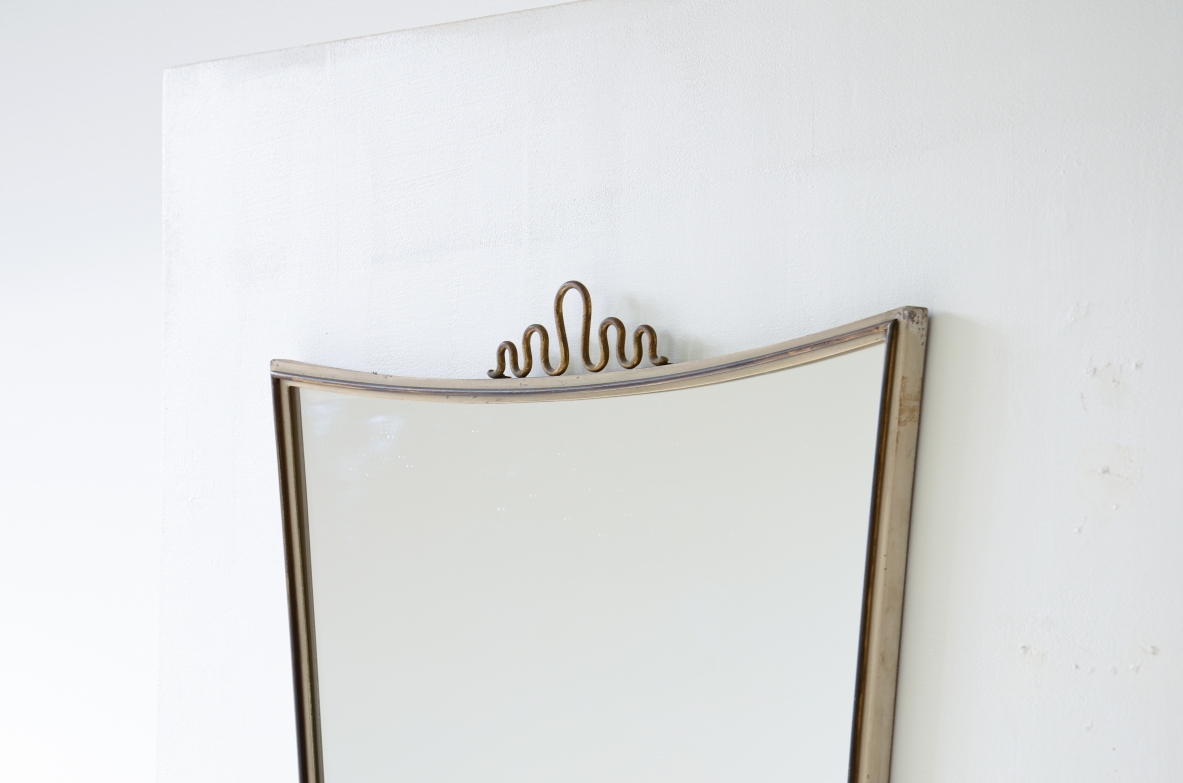 Gio Ponti  Specchiera con cornice in ottone e metallo laccato. 1950