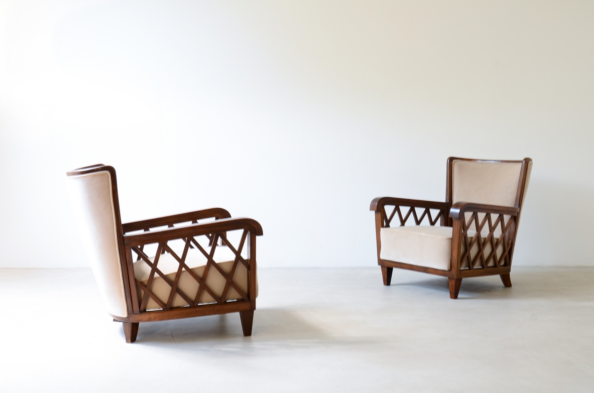 Maurizio Tempestini  Pair of armchairs in shaped wood and padded fabric.  Italian manufacture, Florence 1955ca.