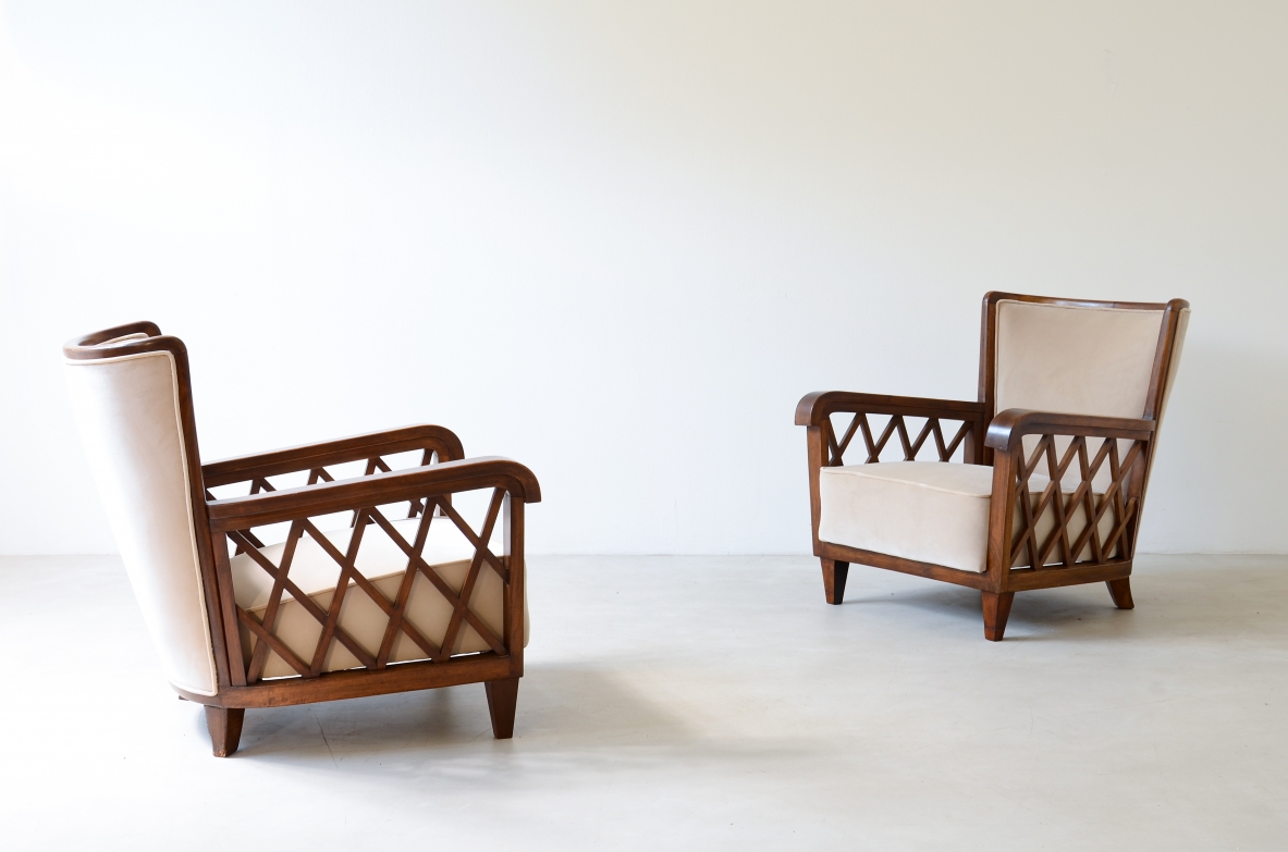 Maurizio Tempestini  Pair of armchairs in shaped wood and padded fabric.  Italian manufacture, Florence 1955ca.