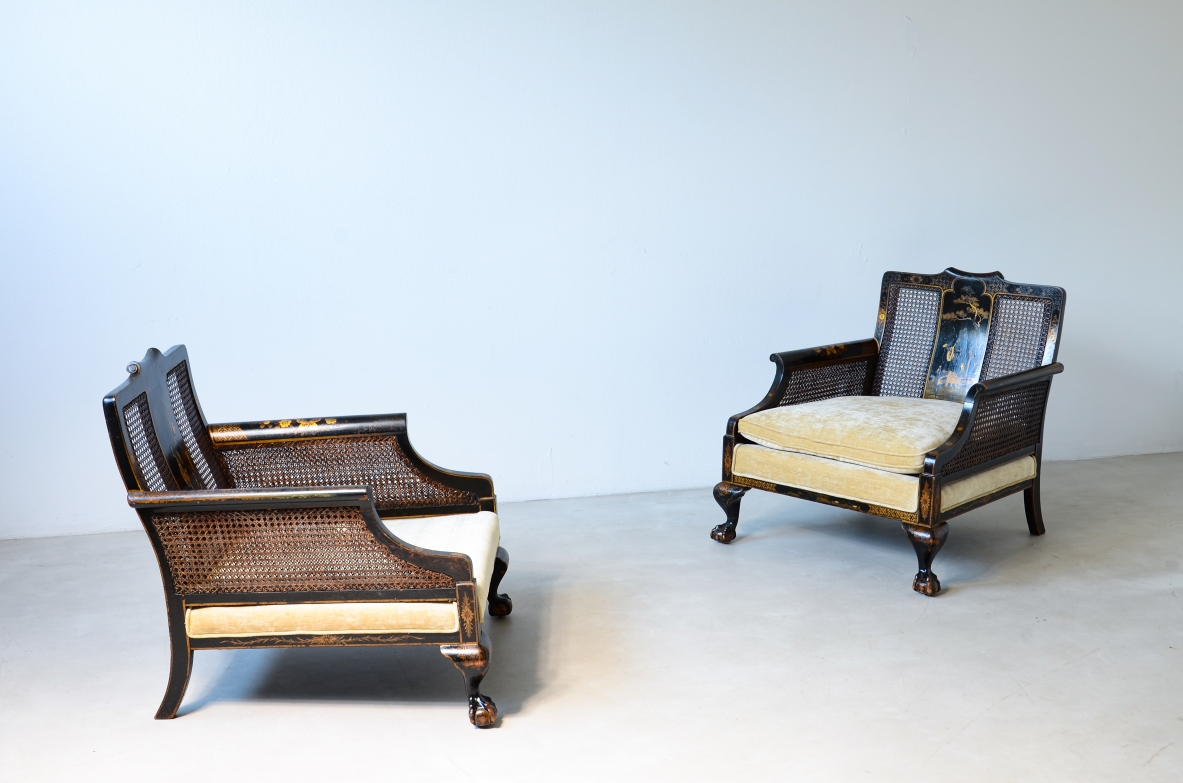 vpair of colonial armchairs in lacquered wood and hand painted with oriental motifs.UK manufacture, Victorian Period ca.1860-1880.