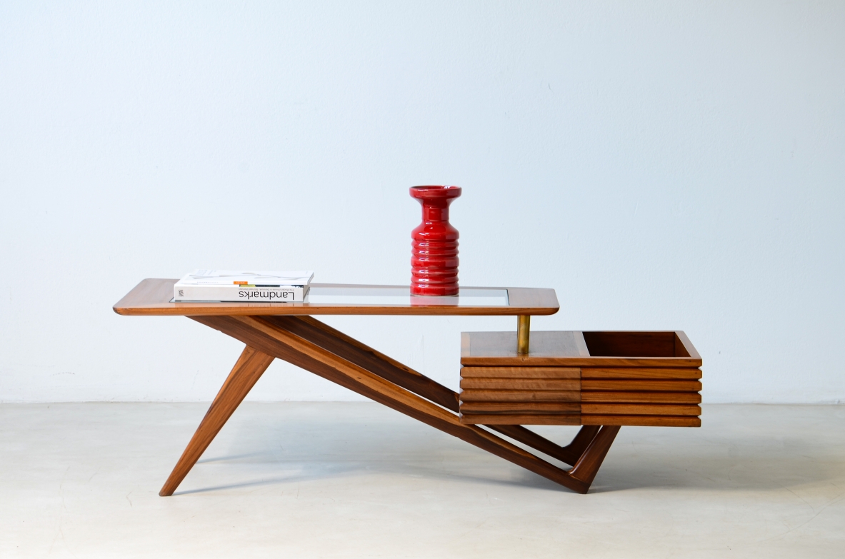 Mario Gottardi (2013-2004)  Modernist table Italian Manufacturing ca. 1950.