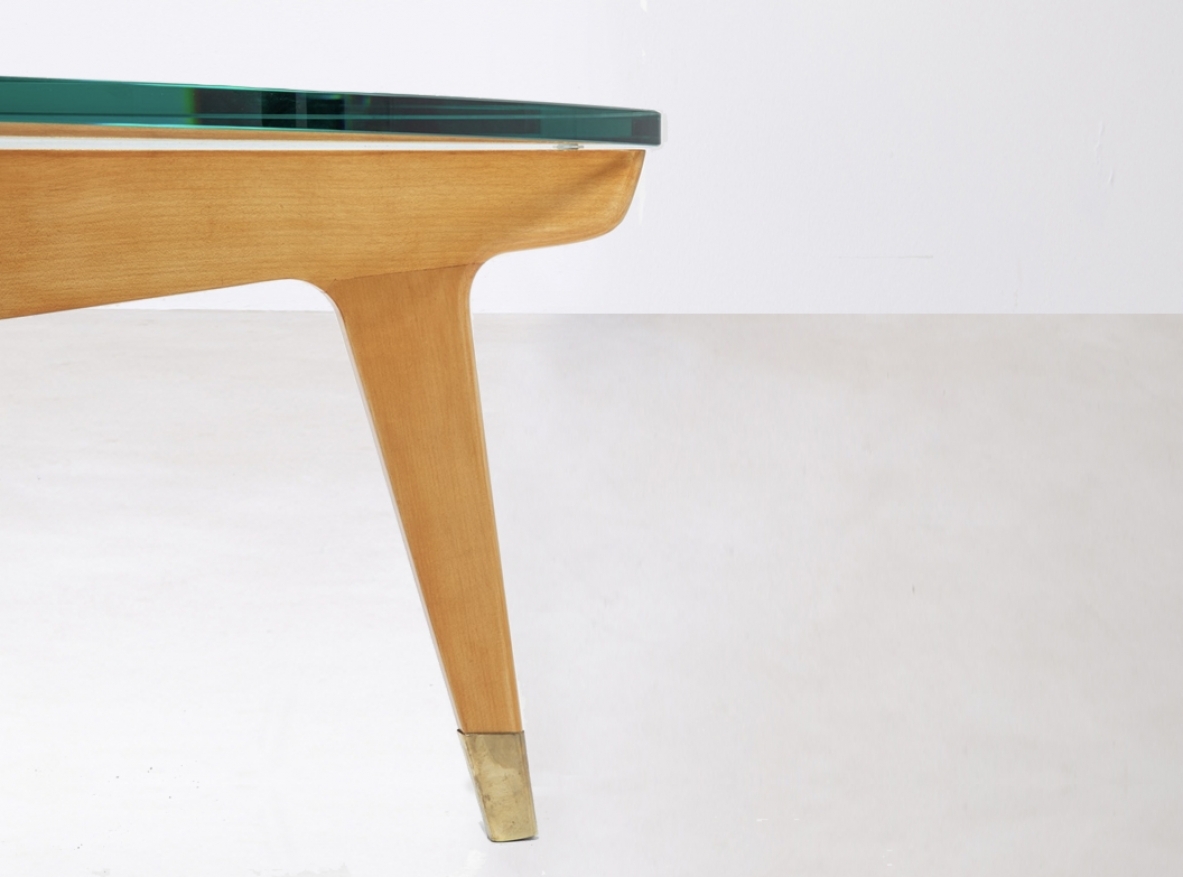 Gio Ponti  Tavolino il legno biondo a tre razze 1950ca.