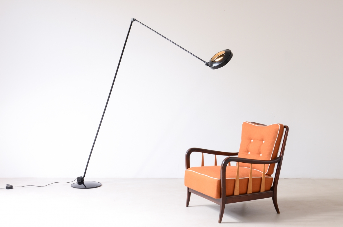 Tommaso Cimmini, Lampada da lettura a doppio snodo Lumina, 1976.