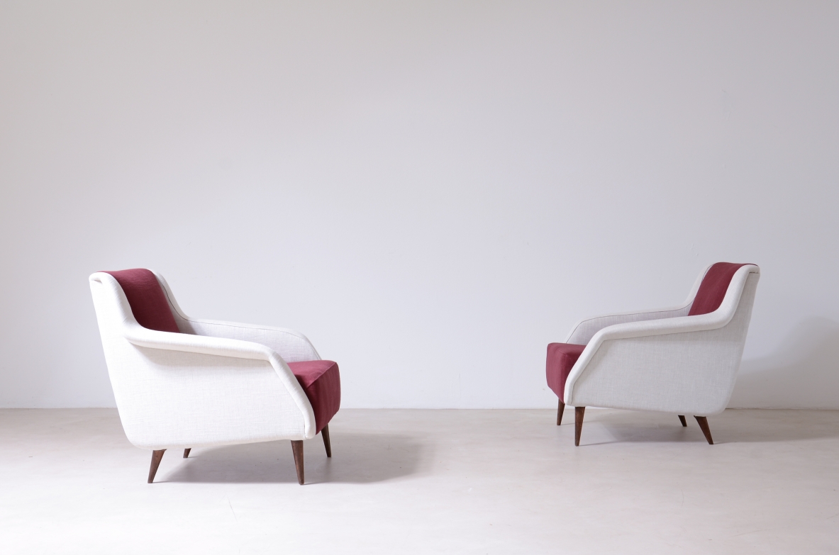 Carlo De Carli, Gio Ponti  Pair of Mod.802 armchairs covered in padded fabric. Designed in 1954 Cassina