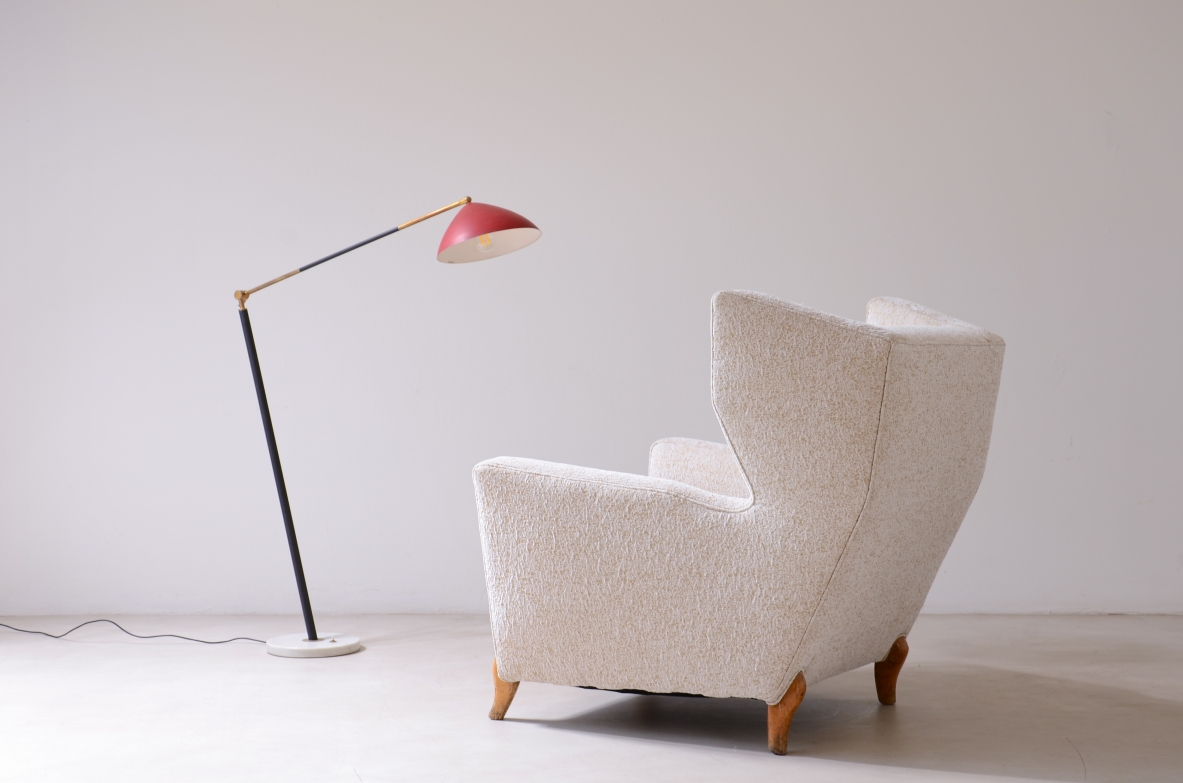 Melchiorre Bega, attr.  Bergere of organic shape with shaped wooden feet.  Italian manufacture, early 1950s