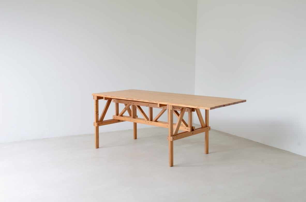 Enzo Mari Table model “Effe”  Manufactured by Simon in 1974.