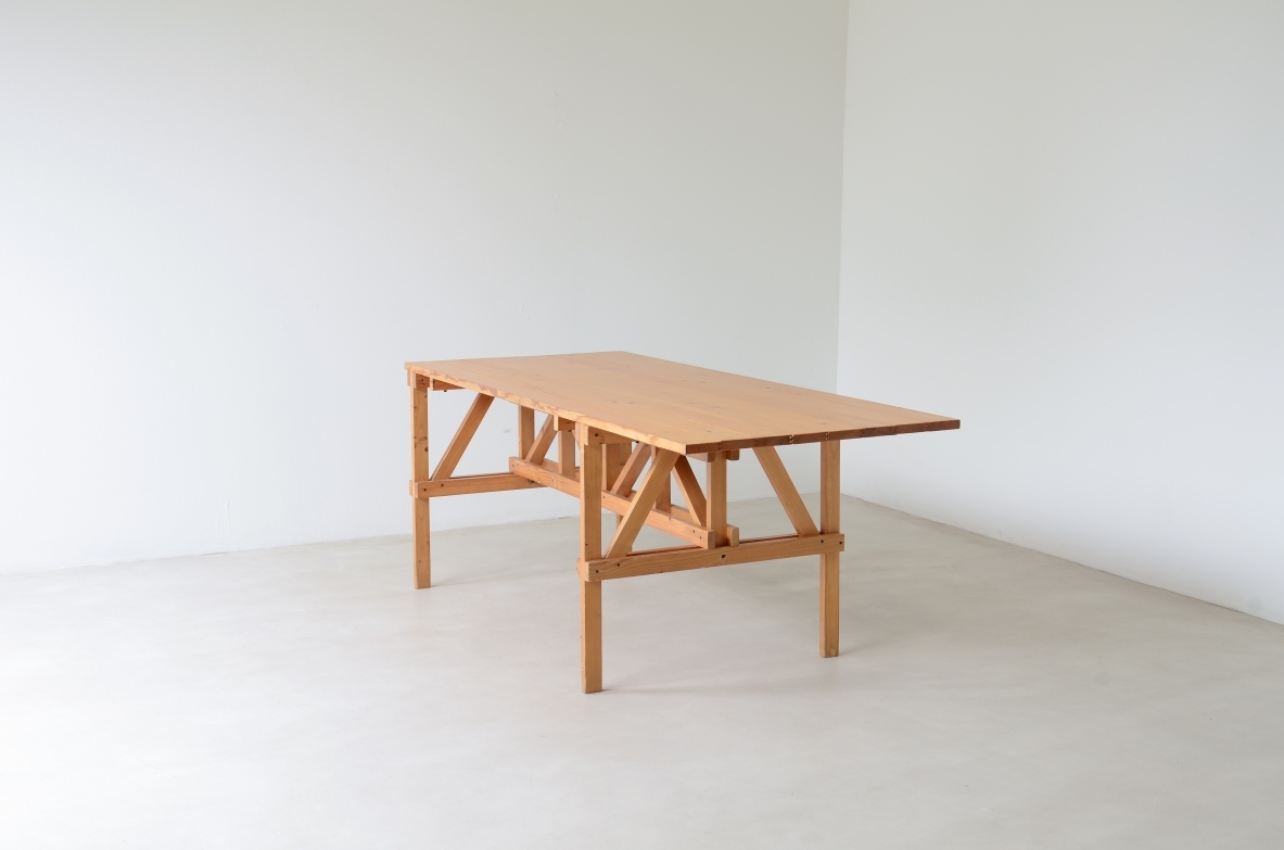 Enzo Mari Table model “Effe”  Manufactured by Simon in 1974.