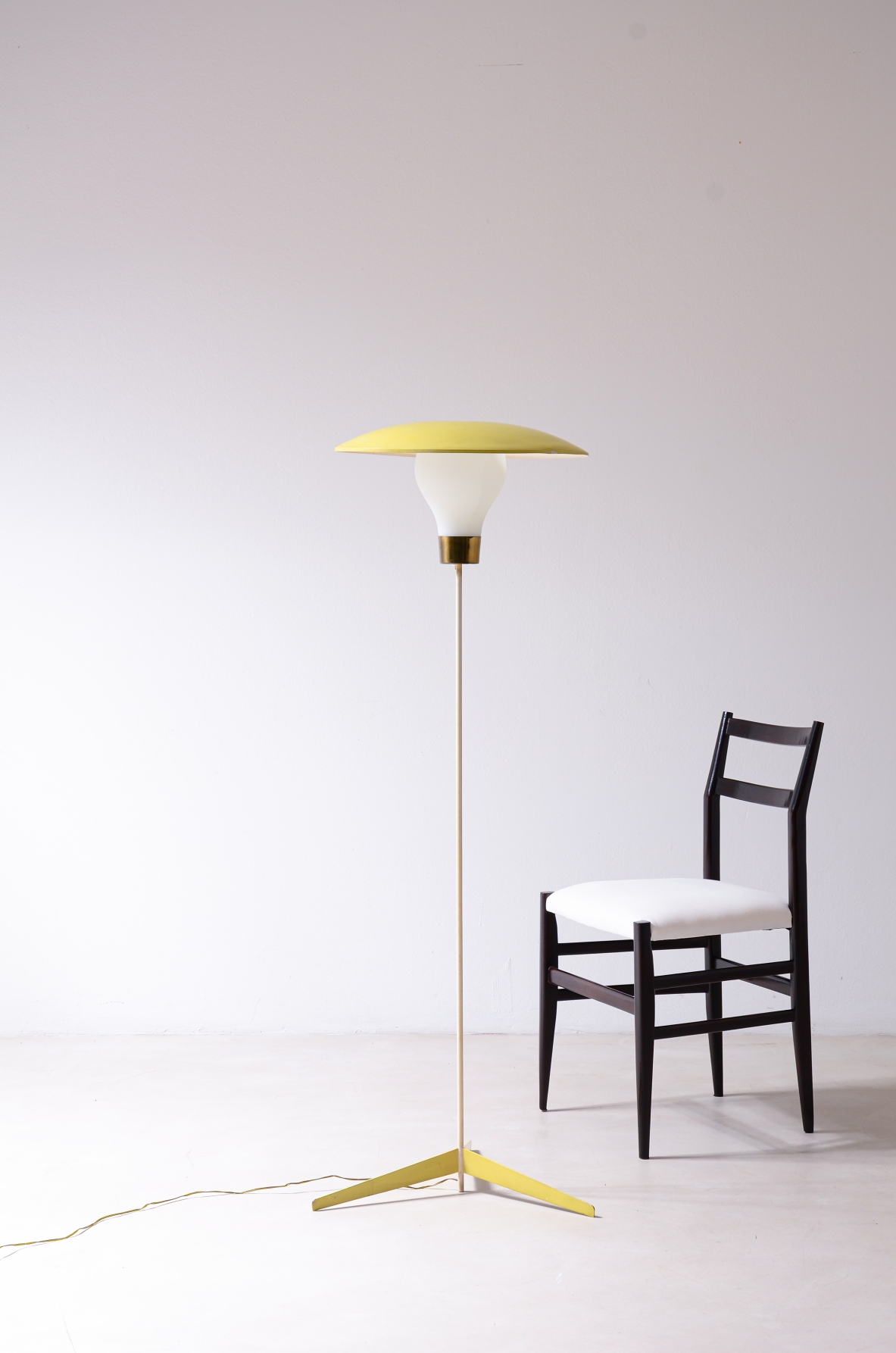 Attr. Stilnovo Milano1960s.Metal and brass lamp with opaline glass lampshade. Original color