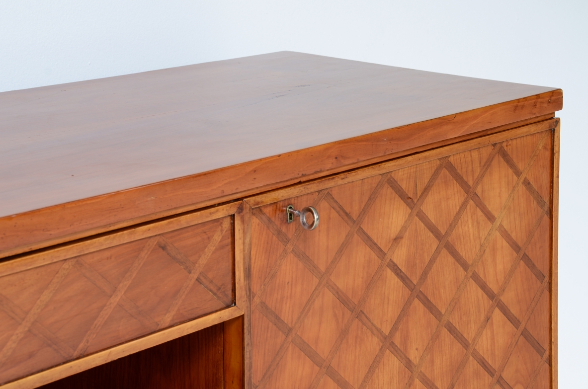 Gio Ponti,  splendid highboard with a wooden front inlaid with a checkerboard pattern, 1950