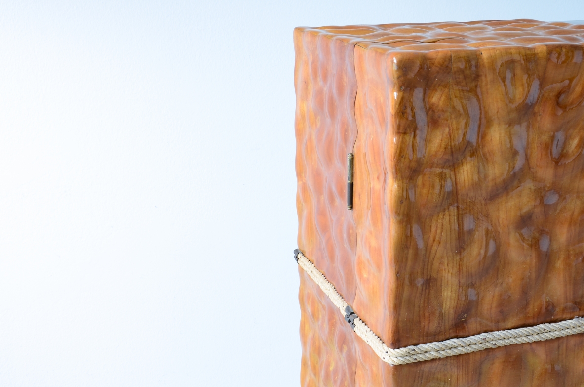 Rare lime wood bar cabinet, handcrafted like a high-quality sculpture. 1940