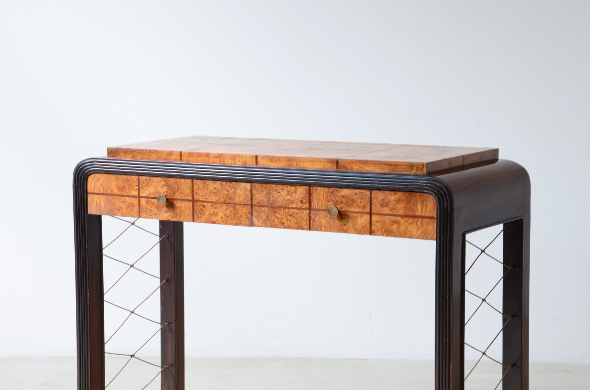 Console in legno ebanizzato Manifattura italiana, 1930ca.