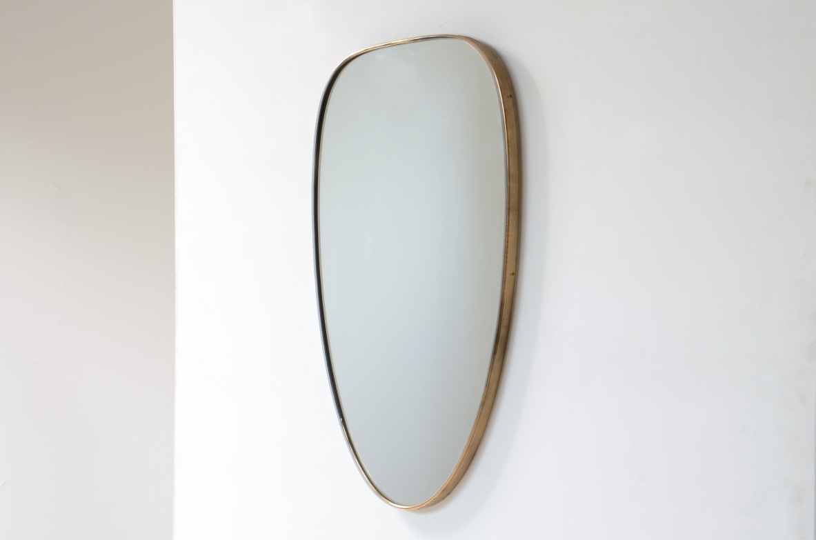Heart-shaped mirror, Italian manufacture, circa 1950.