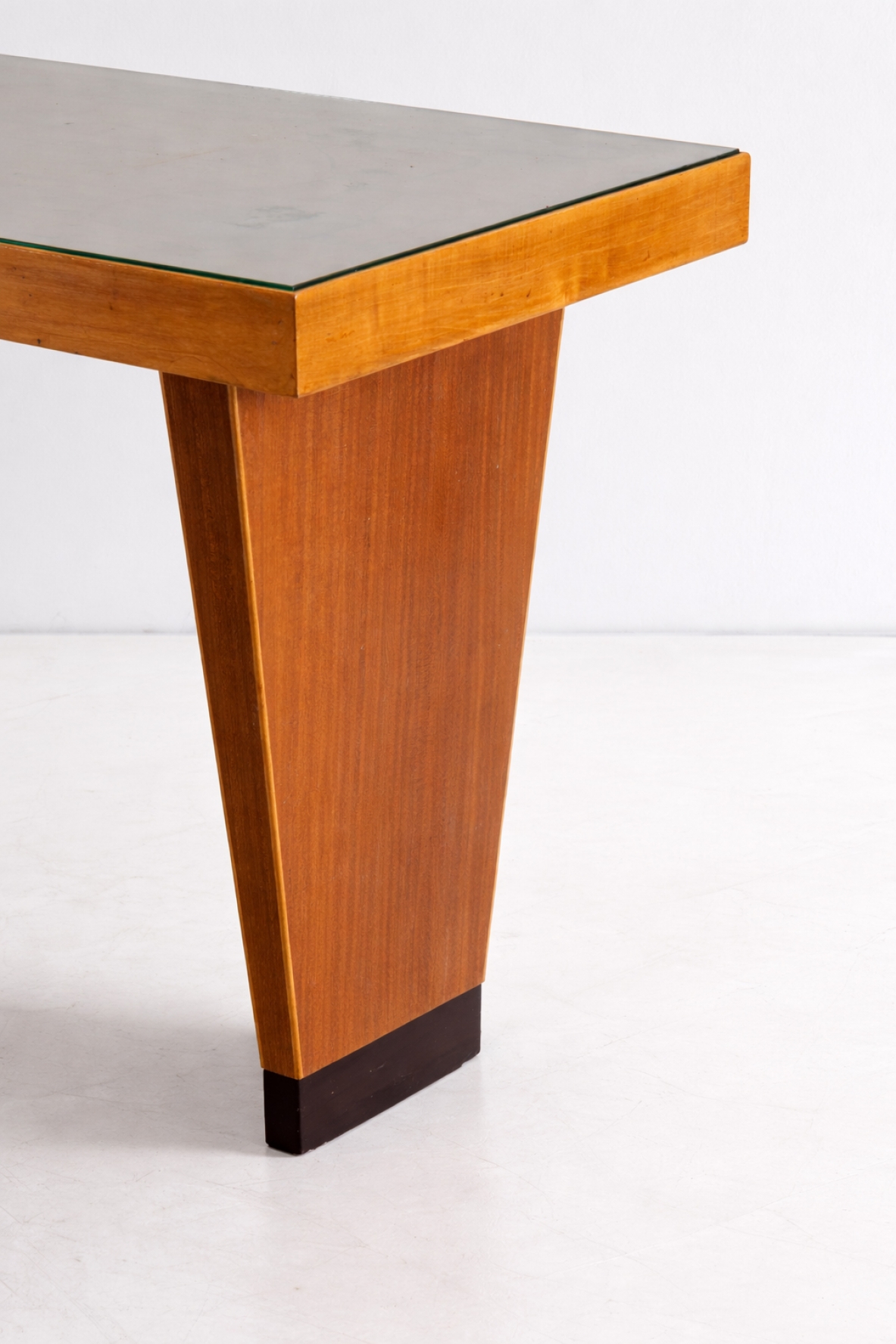Giuseppe Scapinelli   Walnut desk with four drawers. Made in Italy in 1948.