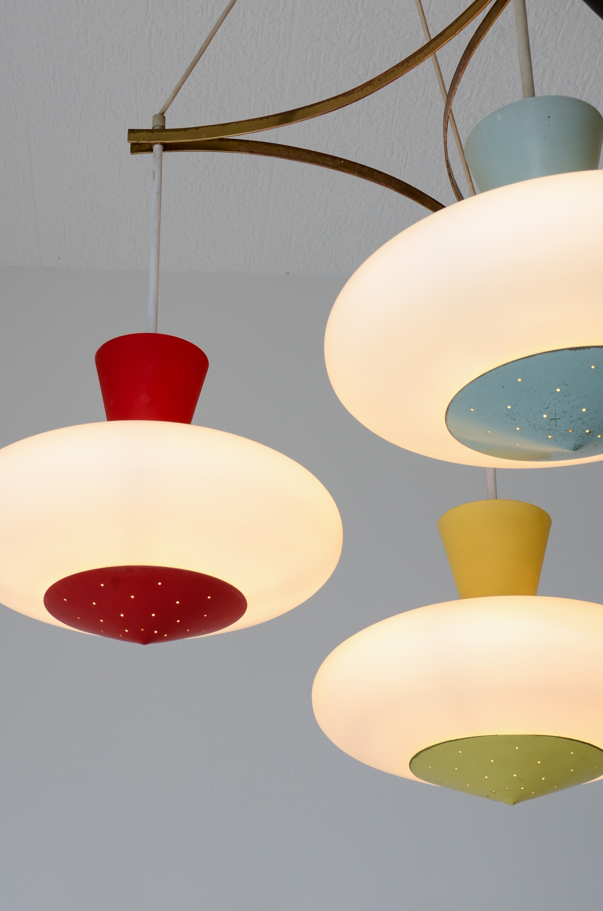 Stilux 1950's Milano. Unique three-light chandelier with a brass and painted metal frame.