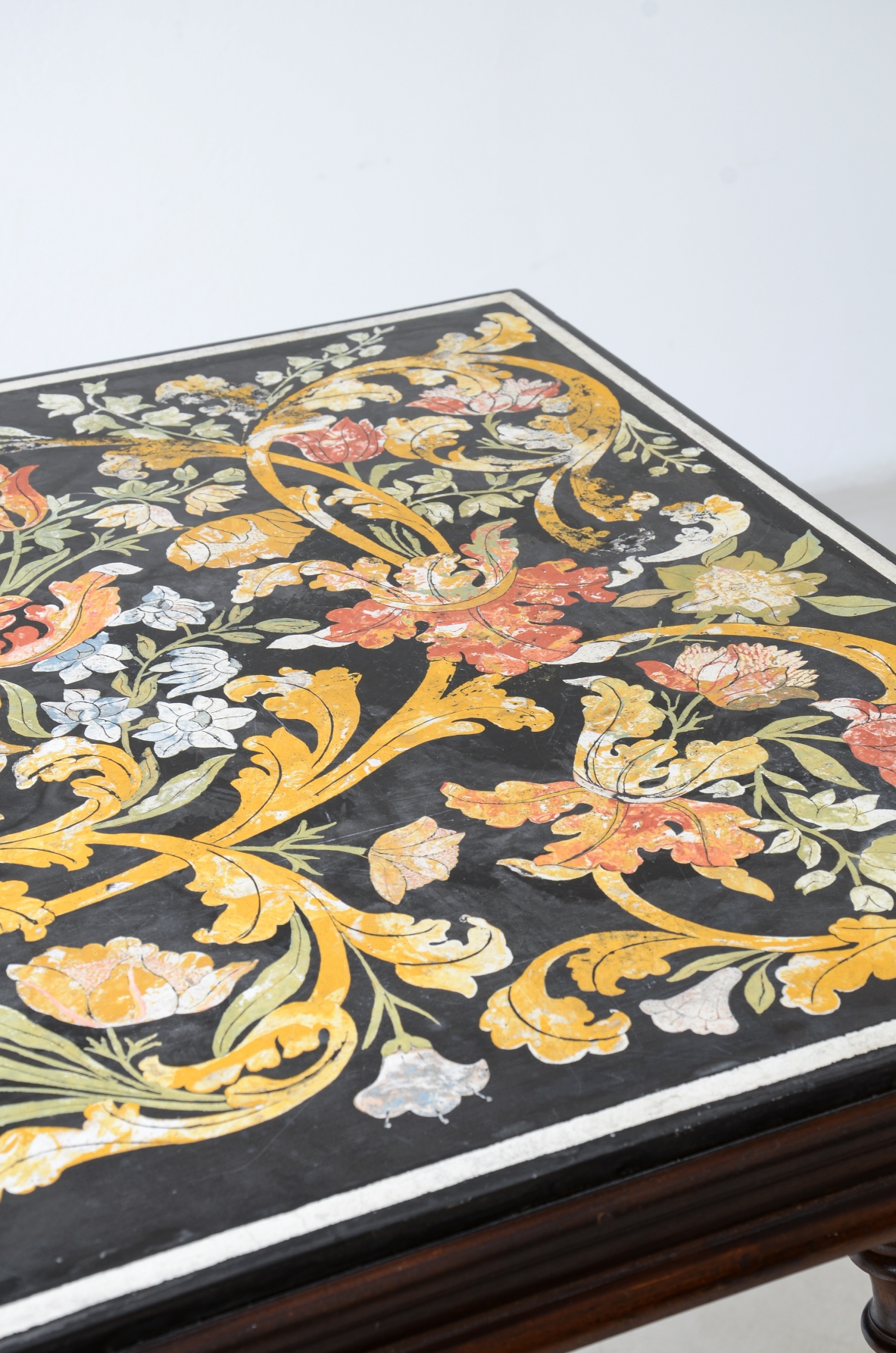 Stunning table with a rectangular polychrome scagliola top,ca. 1700-1730.
