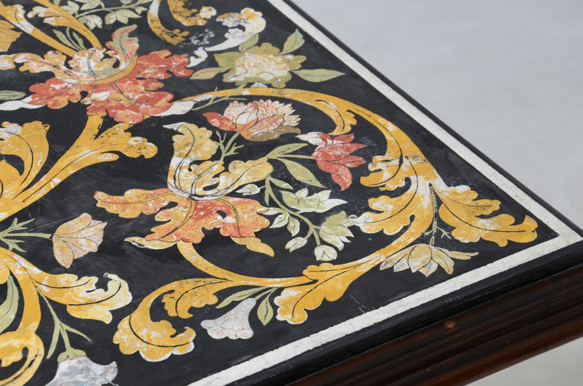 Stunning table with a rectangular polychrome scagliola top,ca. 1700-1730.