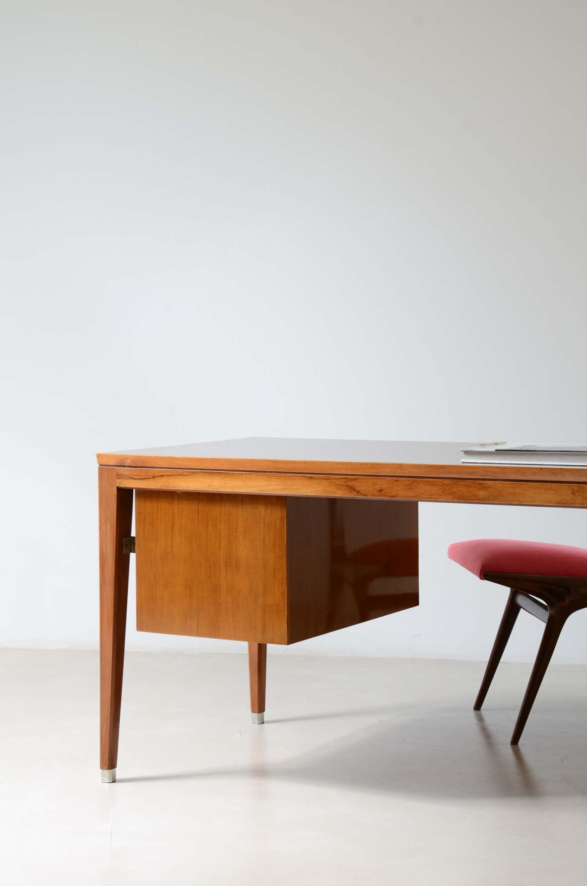 Giò Ponti, scrivania1952 BNL di Milano