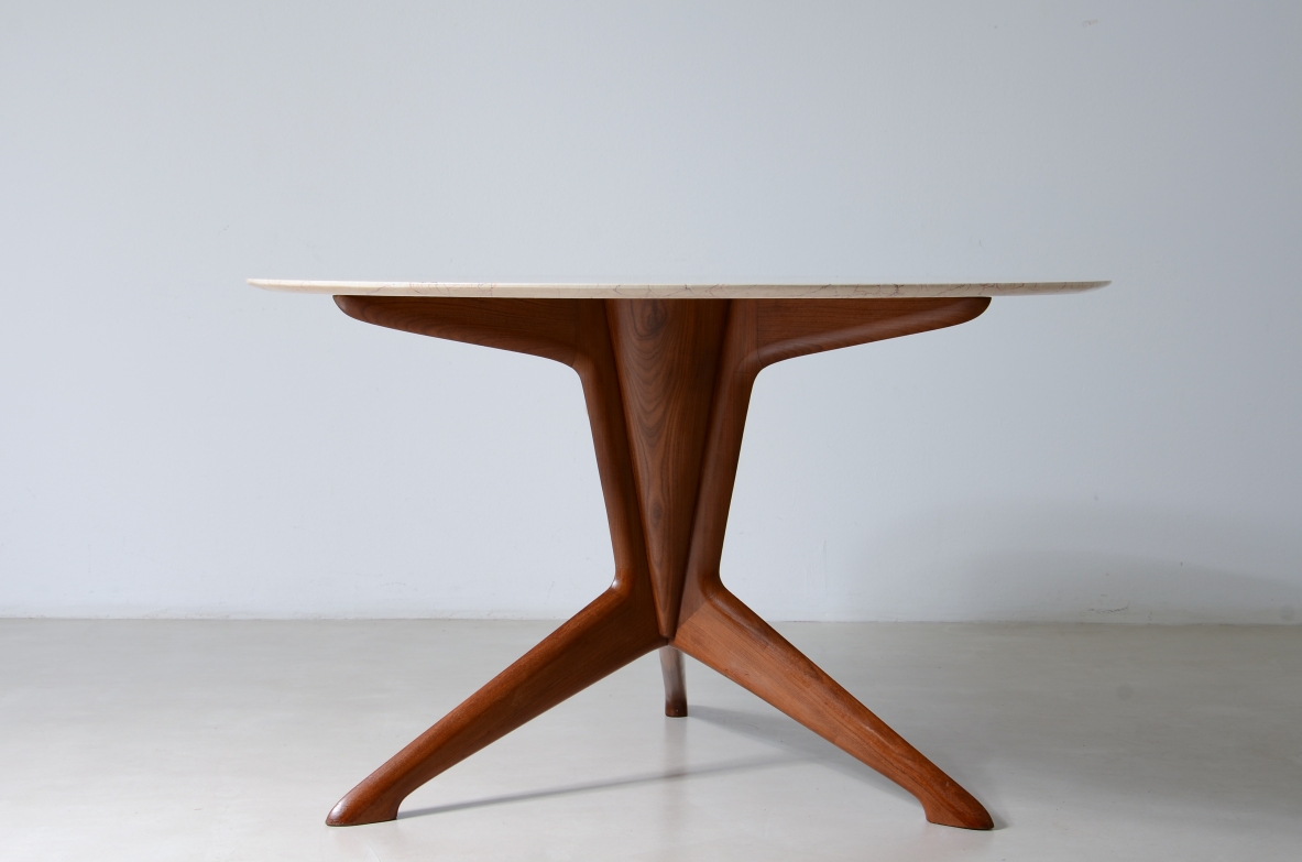 Ico and Luisa Parisi  Shaped wooden table with a light breccia marble top 