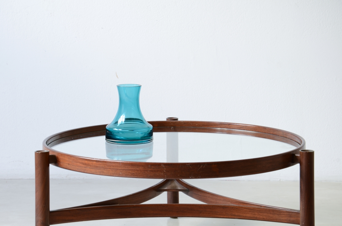 Gianfranco Frattini. Grande tavolino in legno curvato e piano in cristallo. Manifattura Cassina, 1965ca.