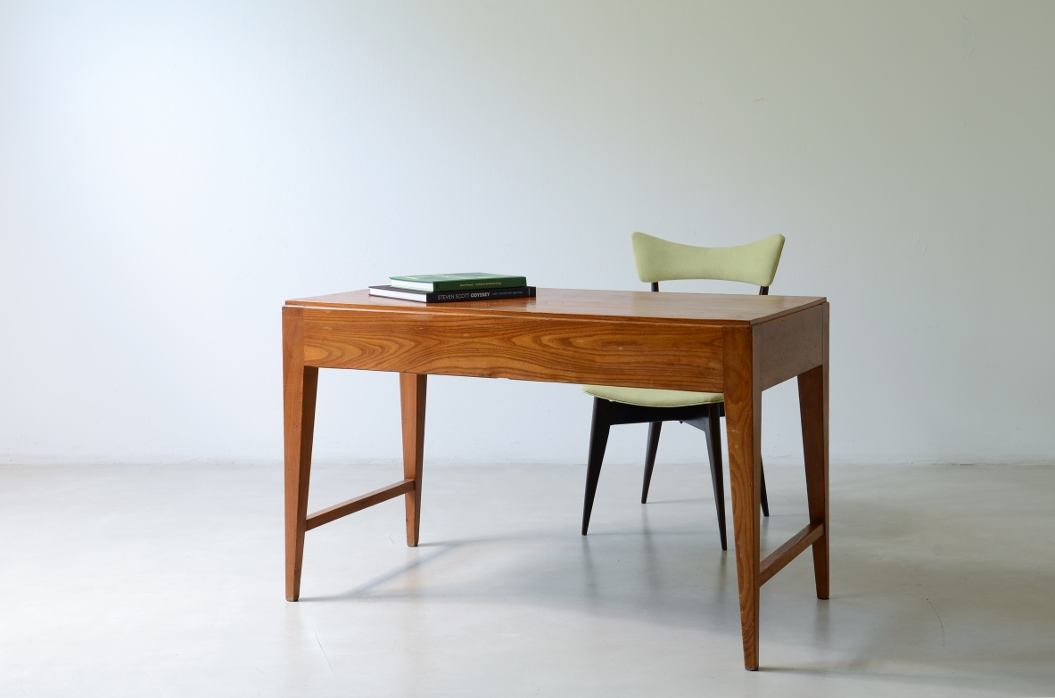 Ash center desk with tapered legs. Ash center desk with tapered legs
