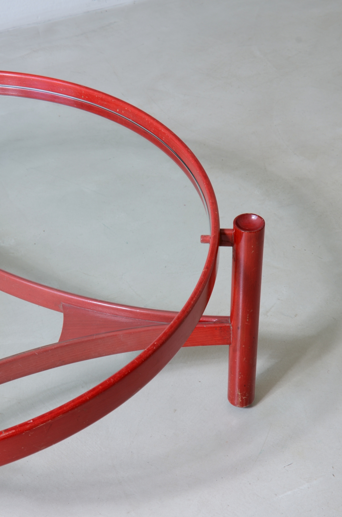 Gianfranco Frattini coffee table in bentwood finished in red aniline stain, Cassina 1965