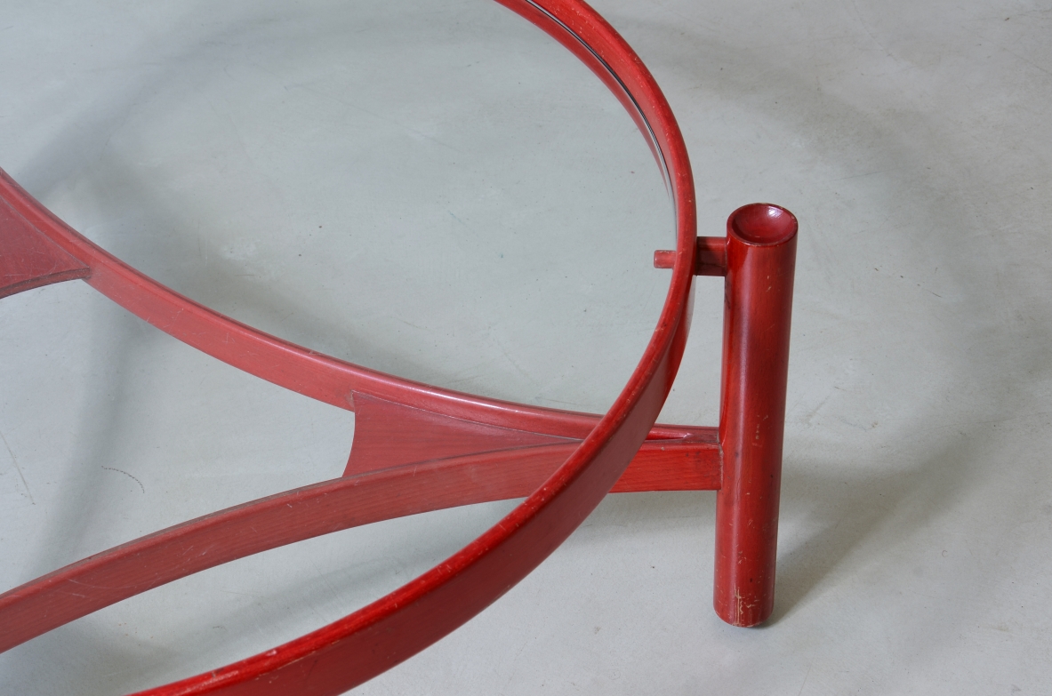Gianfranco Frattini coffee table in bentwood finished in red aniline stain, Cassina 1965