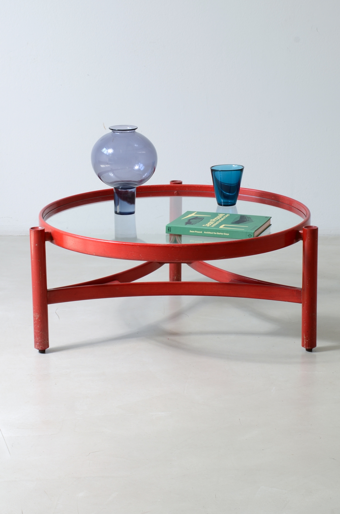 Gianfranco Frattini coffee table in bentwood finished in red aniline stain, Cassina 1965