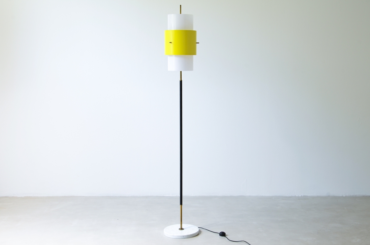 Floor lamp with metal and brass stem and methacrylate shade Stilnovo Milan, ca. 1955.