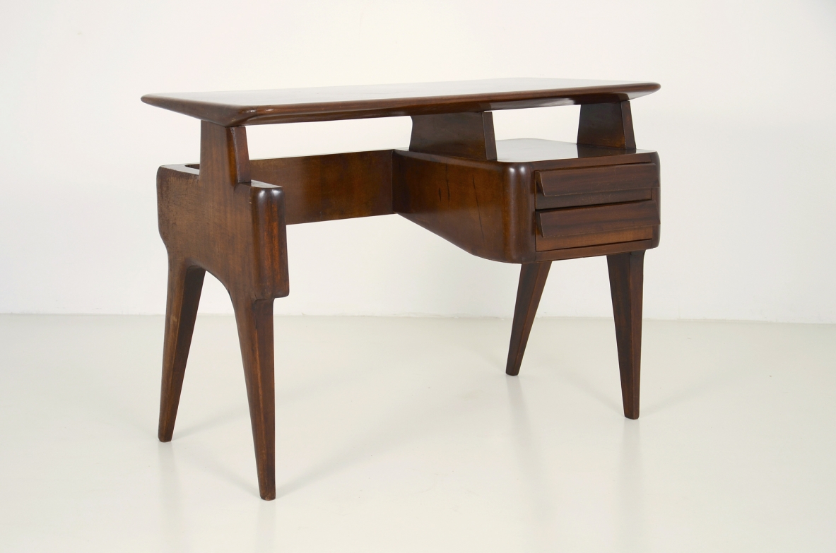 1950's Italian desk with beautiful shape