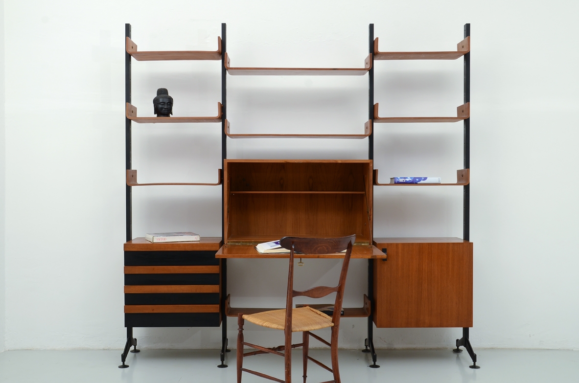 1950's Vintage bookshelve in teak