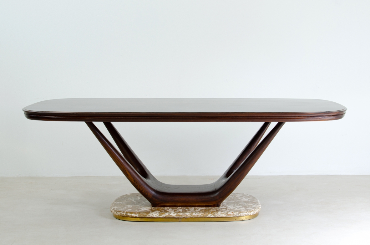 Vittorio Dassi, elegante tavolo  con base in marmo, 1940ca.