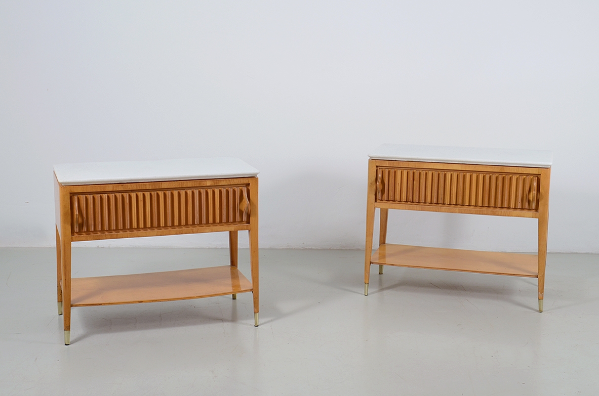 Pair of Cassina bedside tables in maple wood and marble, 1957.