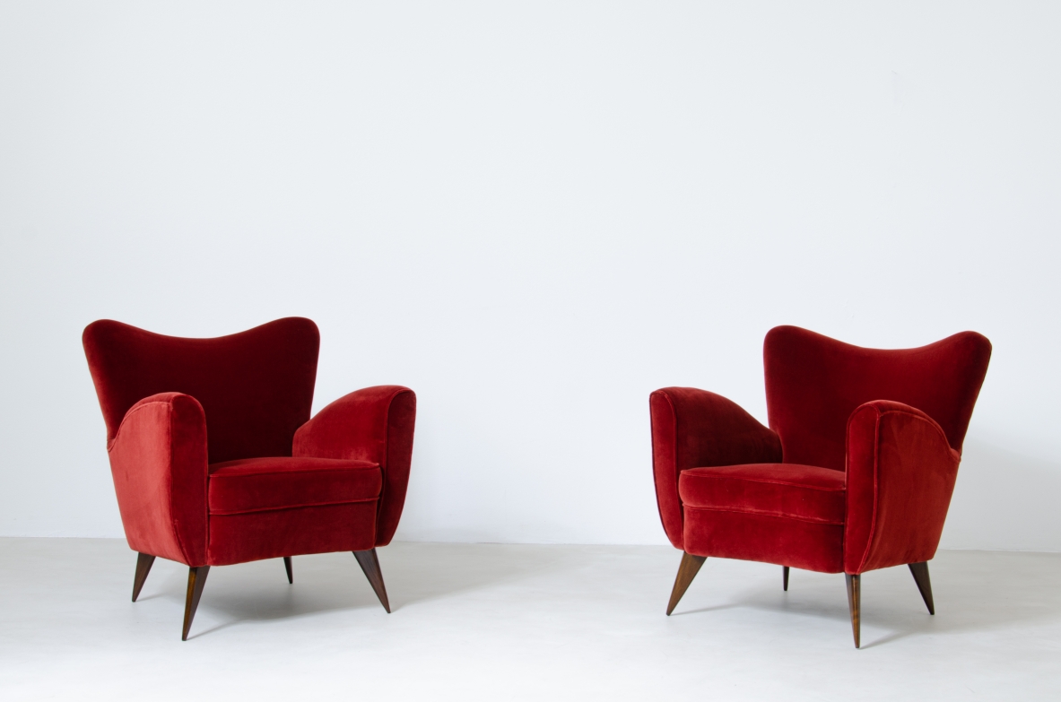 Very elegant pair of armchairs upholstered in velvet.  Isa Manufactory, Bergamo, Italy, 1950's.